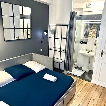 Hsh - Le Chapelais Clichy Montmarte Appartamento *
